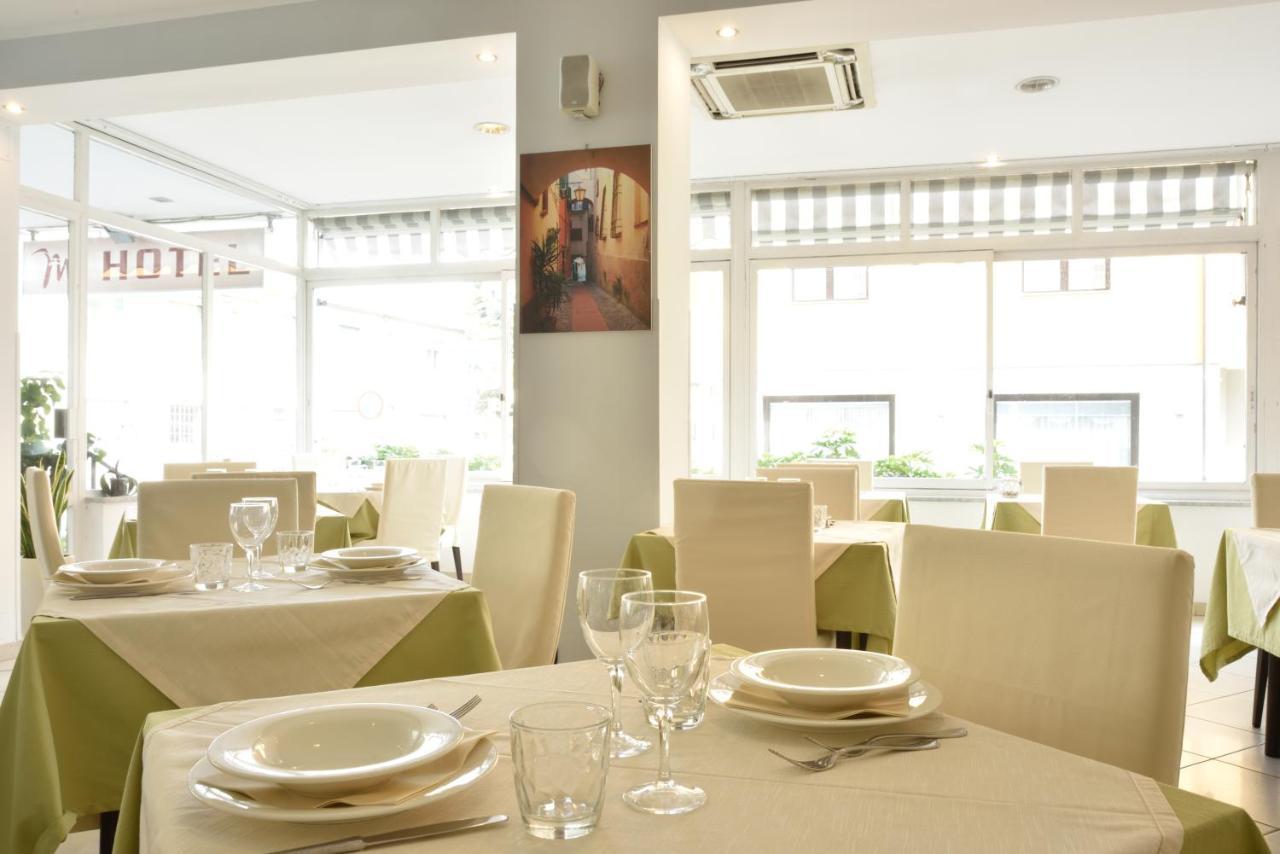 Hotel Ristorante La Marina Mhotelsgroup San Bartolomeo Al Mare Ngoại thất bức ảnh