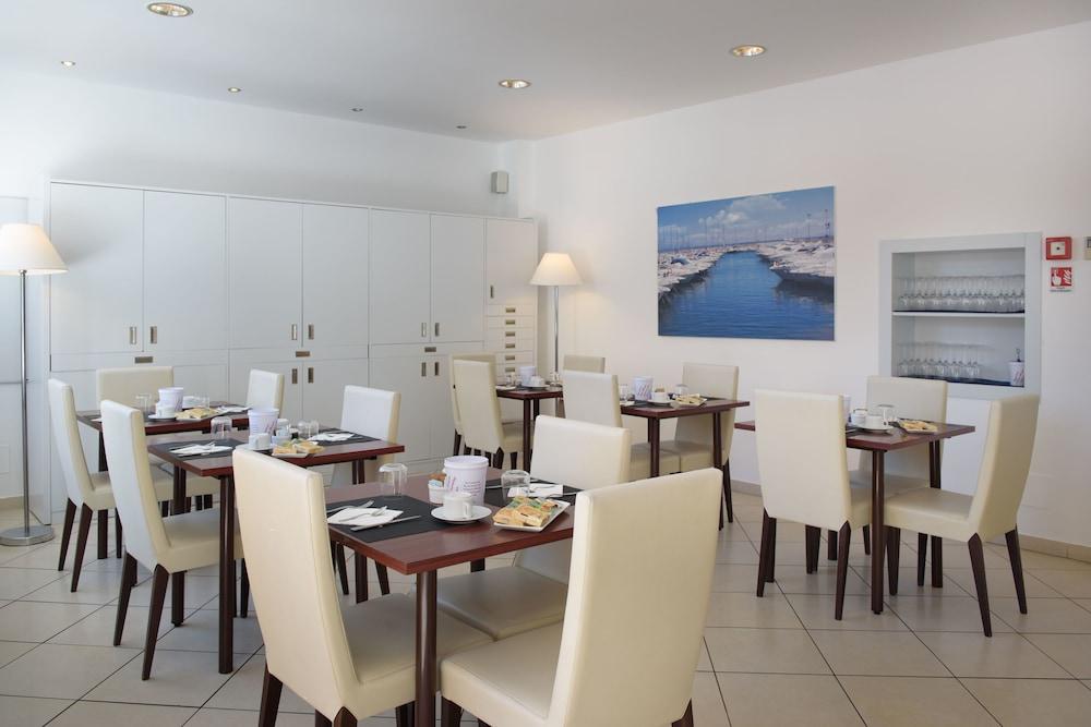 Hotel Ristorante La Marina Mhotelsgroup San Bartolomeo Al Mare Ngoại thất bức ảnh